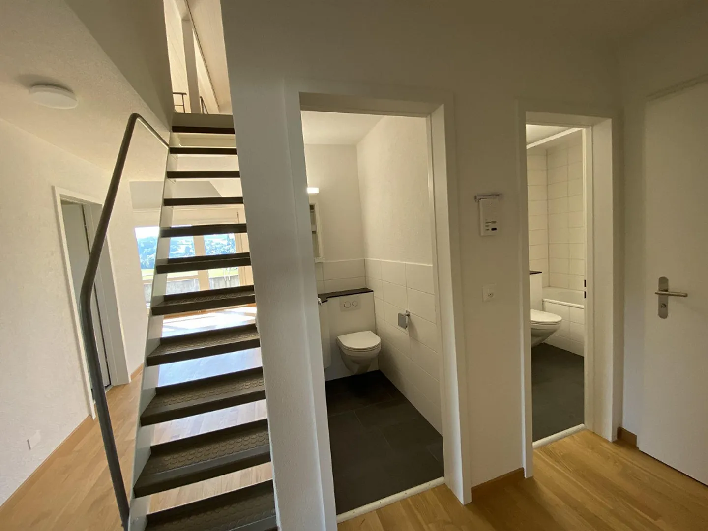 Dreamlike 5.5-room apartment with gallery - Photo 3 of 9