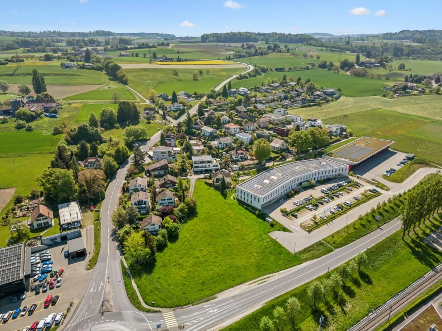 Spacious Commercial Land in Murten - Photo 3 of 10