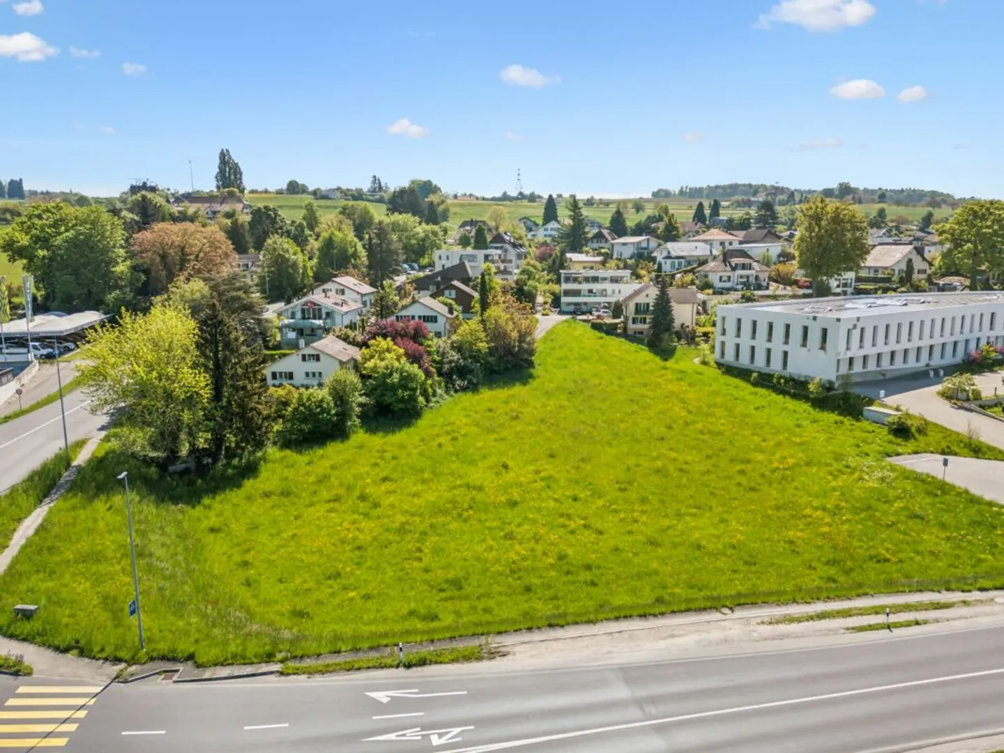 Spacious Commercial Land in Murten - Photo 7 of 10