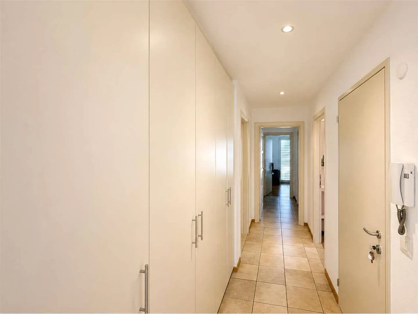 Bright and spacious 4.5-room apartment with open view - Photo 5 of 13