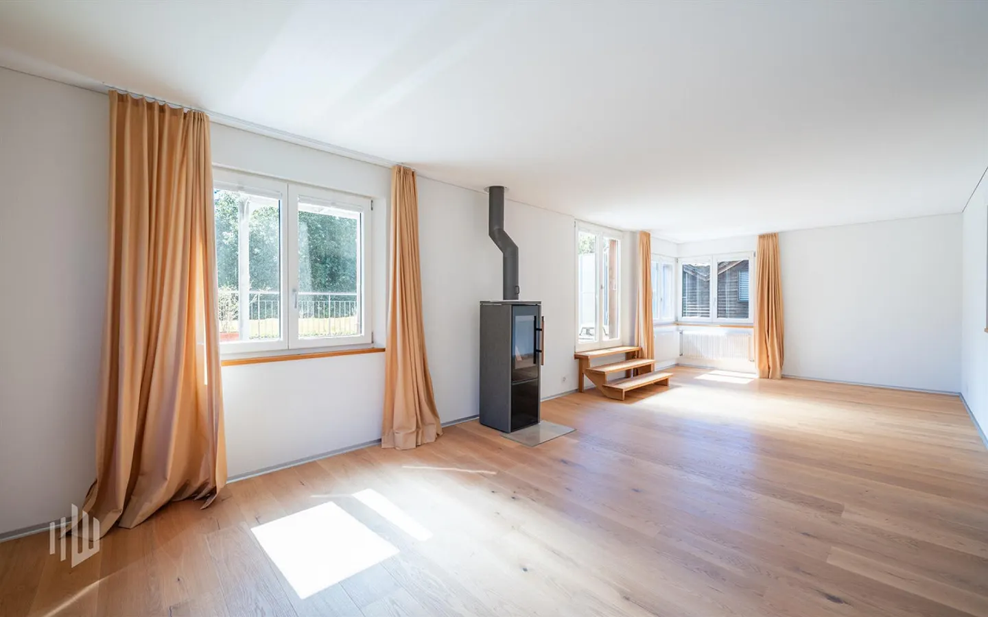 Vielseitiges Mehrfamilienhaus - Foto 6 von 13