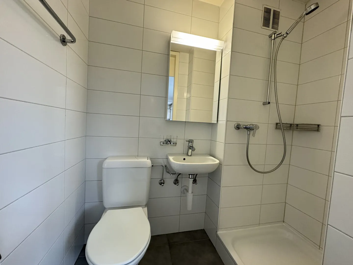 Modernes Apartment Nähe Geschäfte - Foto 4 von 4