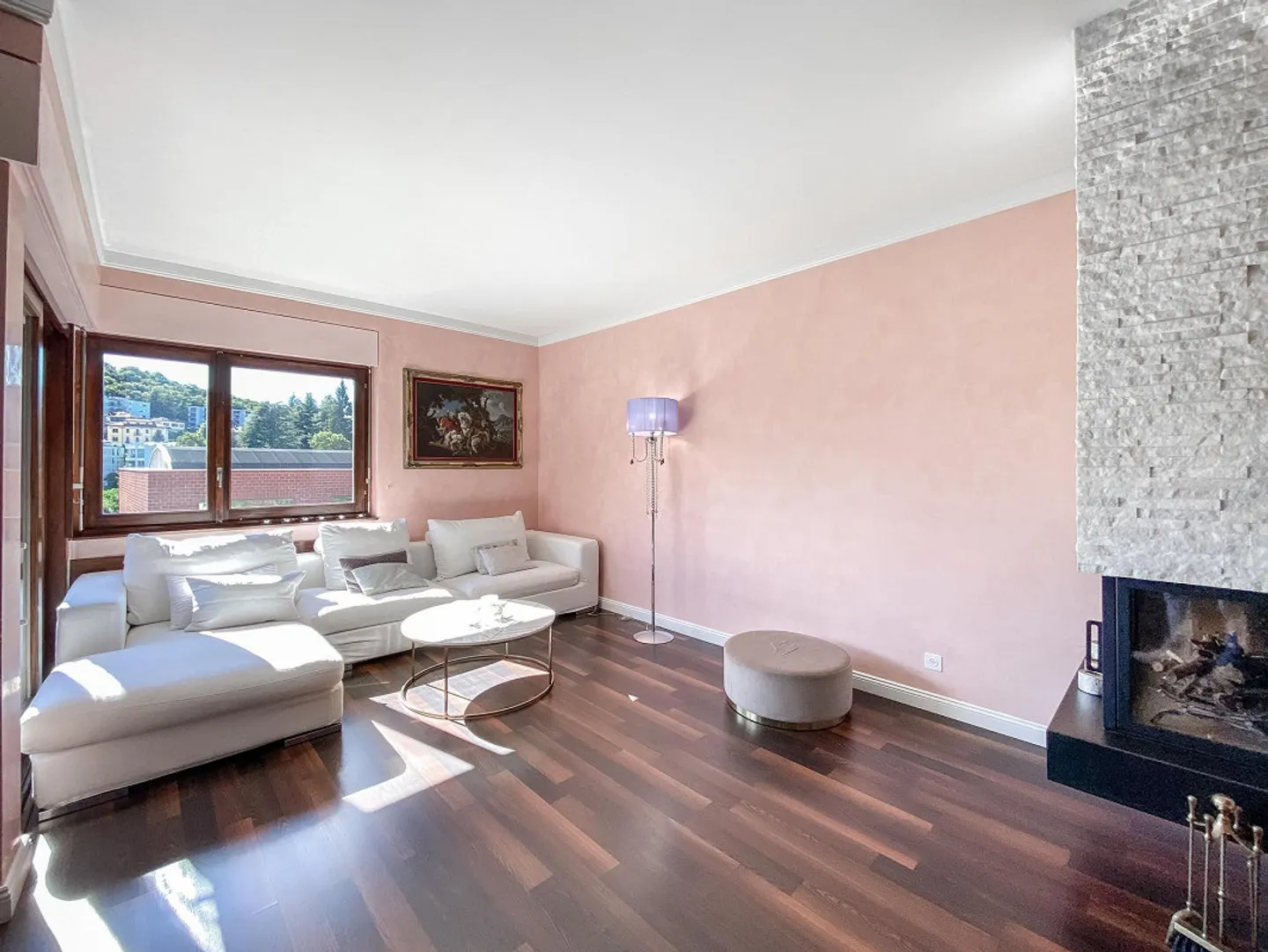 Spacieux 5.5 pièces dans un quartier central de Lugano - Photo 1 sur 11