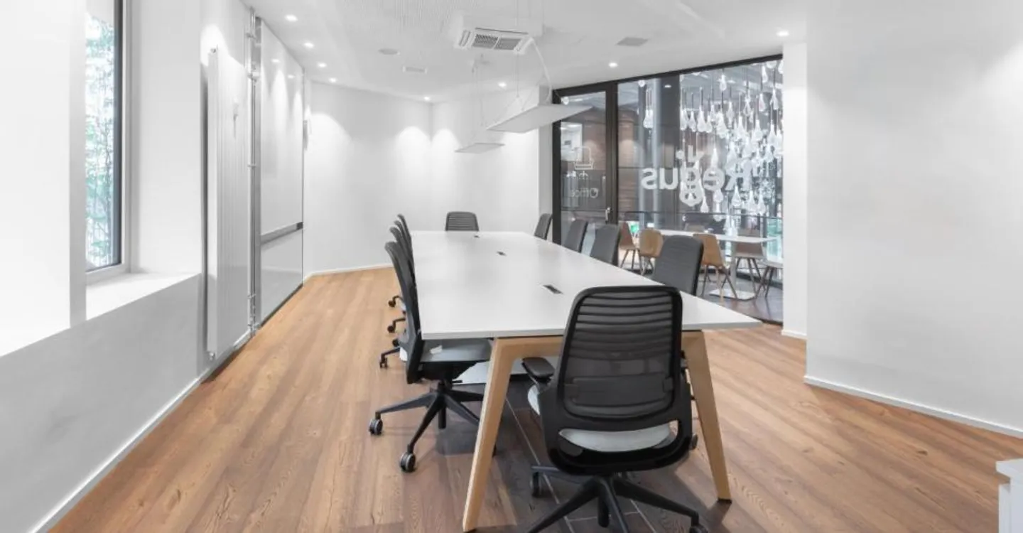 Private Office Space for 1 in Regus Stücki Village - Photo 4 of 5