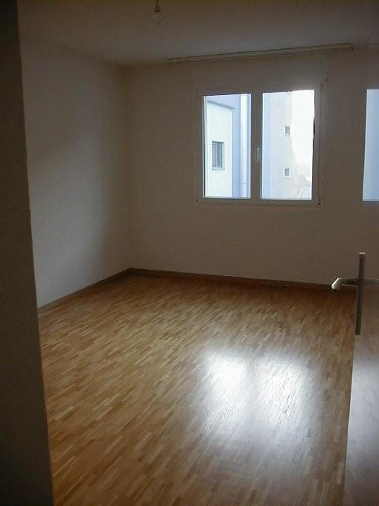 Family-friendly 4 1/2-room apartment in a prime location - Photo 11 of 11