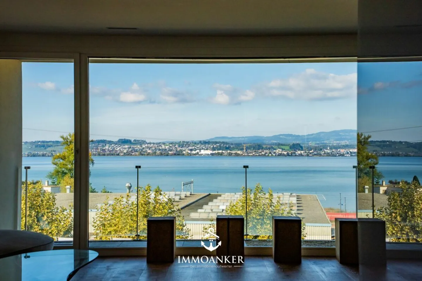 Licht. Raum. Weitblick - Exklusive 4.5 Zimmer Loftwohnung in Altendorf - Foto 1 von 13