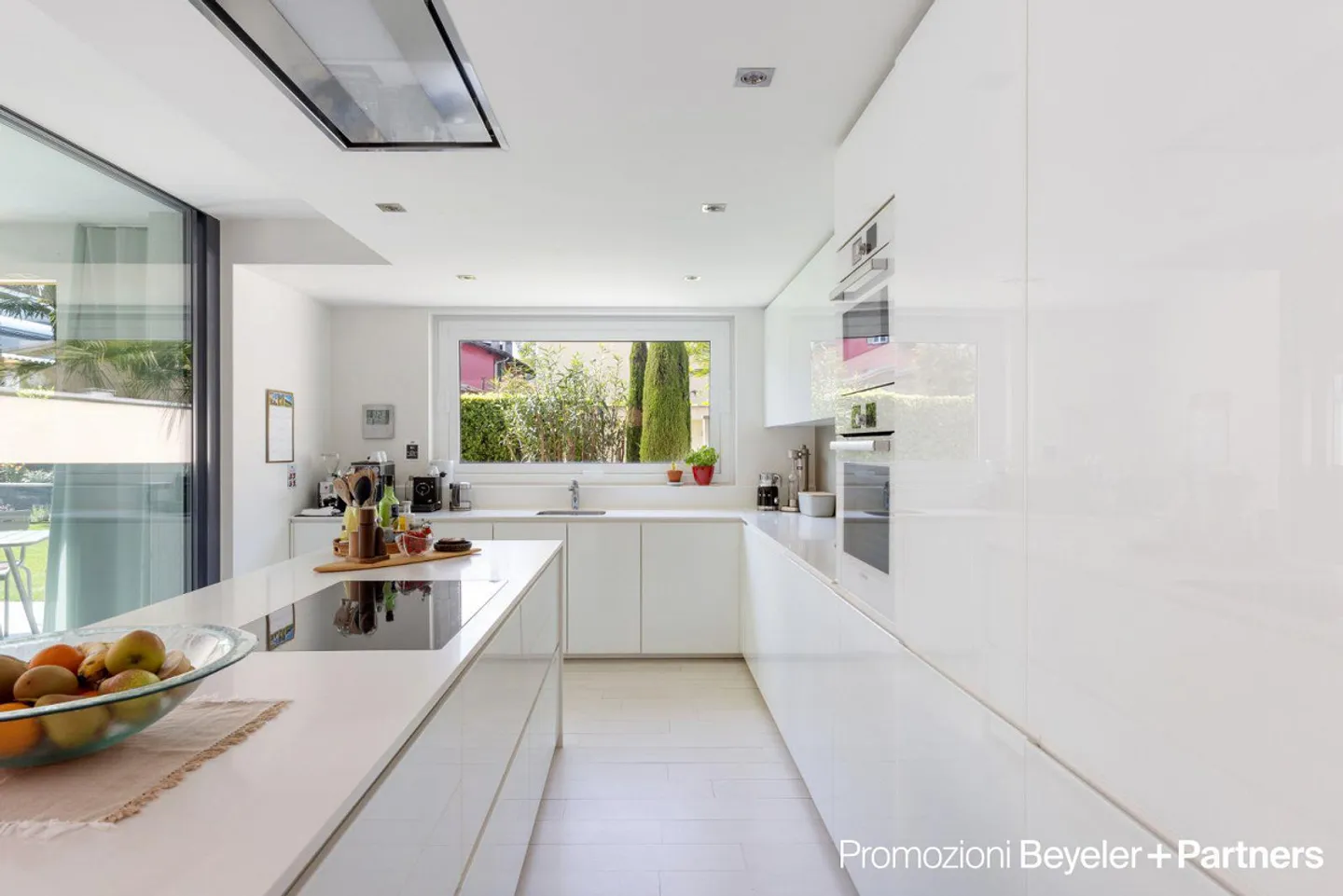 Fantastic garden apartment with 2nd residence, close to the lake and city center - Photo 15 of 20