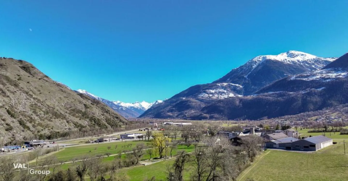 Appartamento attico esclusivo con grande terrazza e vista panoramica - Foto 7 di 9