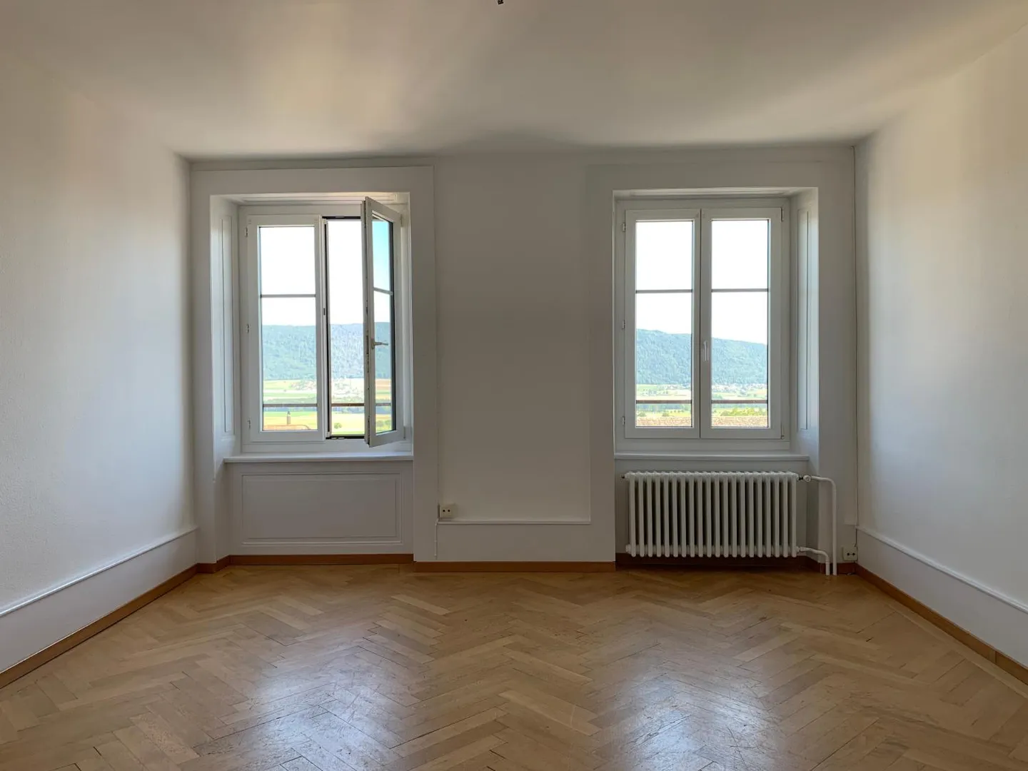 Geräumige Vier-Zimmer-Wohnung - Foto 2 von 6