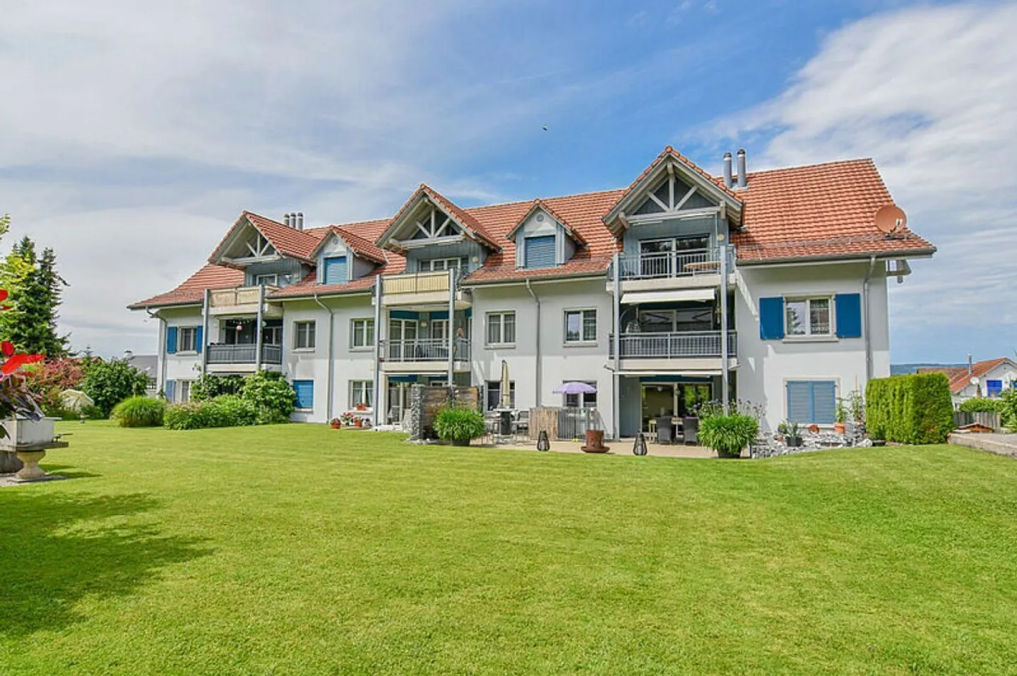 Geräumige Wohnung mit Grünblick - Foto 1 von 4