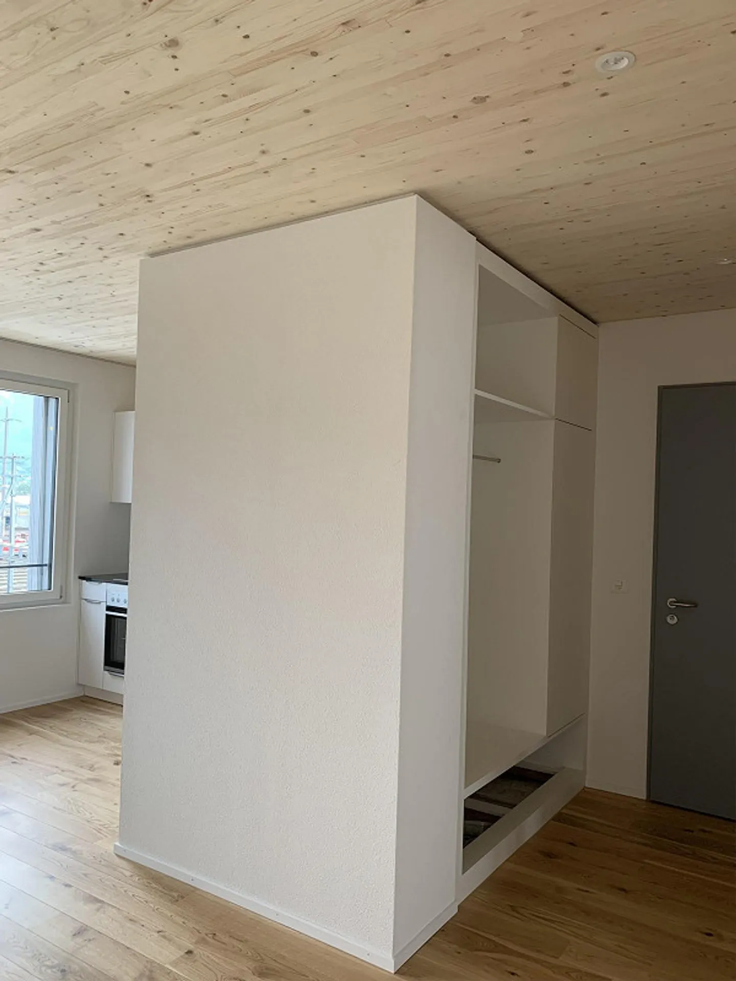 Appartement lumineux de 4,5 pièces dans un emplacement central à quelques pas de la gare - Photo 5 sur 27