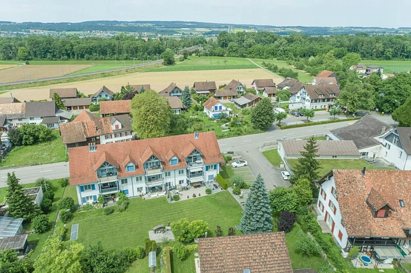Geräumige Wohnung mit Grünblick - Foto 2 von 4