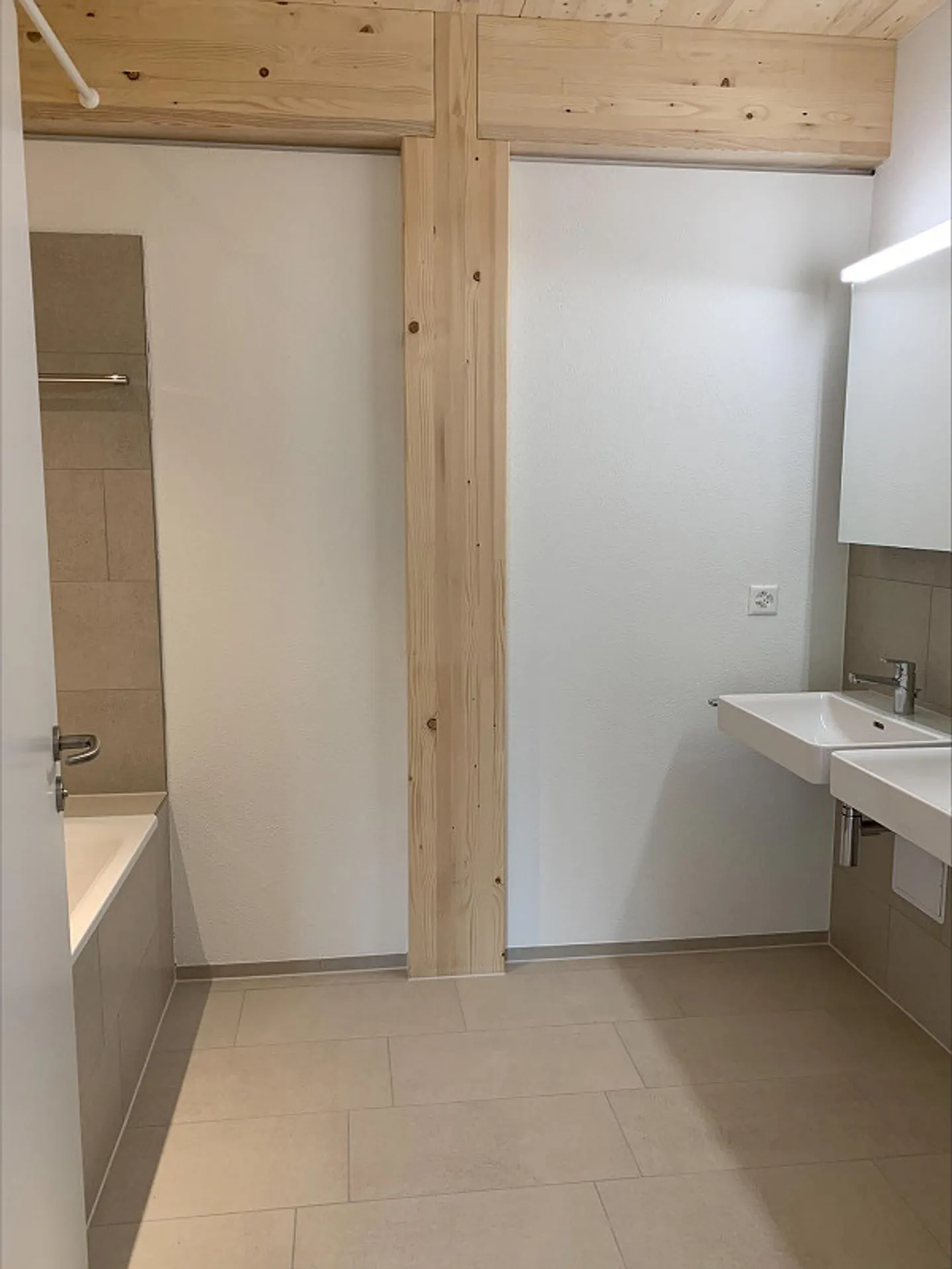 Appartement lumineux de 4,5 pièces dans un emplacement central à quelques pas de la gare - Photo 18 sur 27