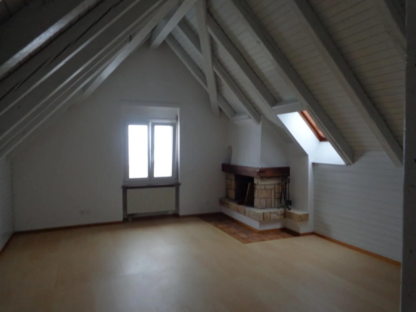 Appartement duplex avec jardin - Photo 2 sur 6