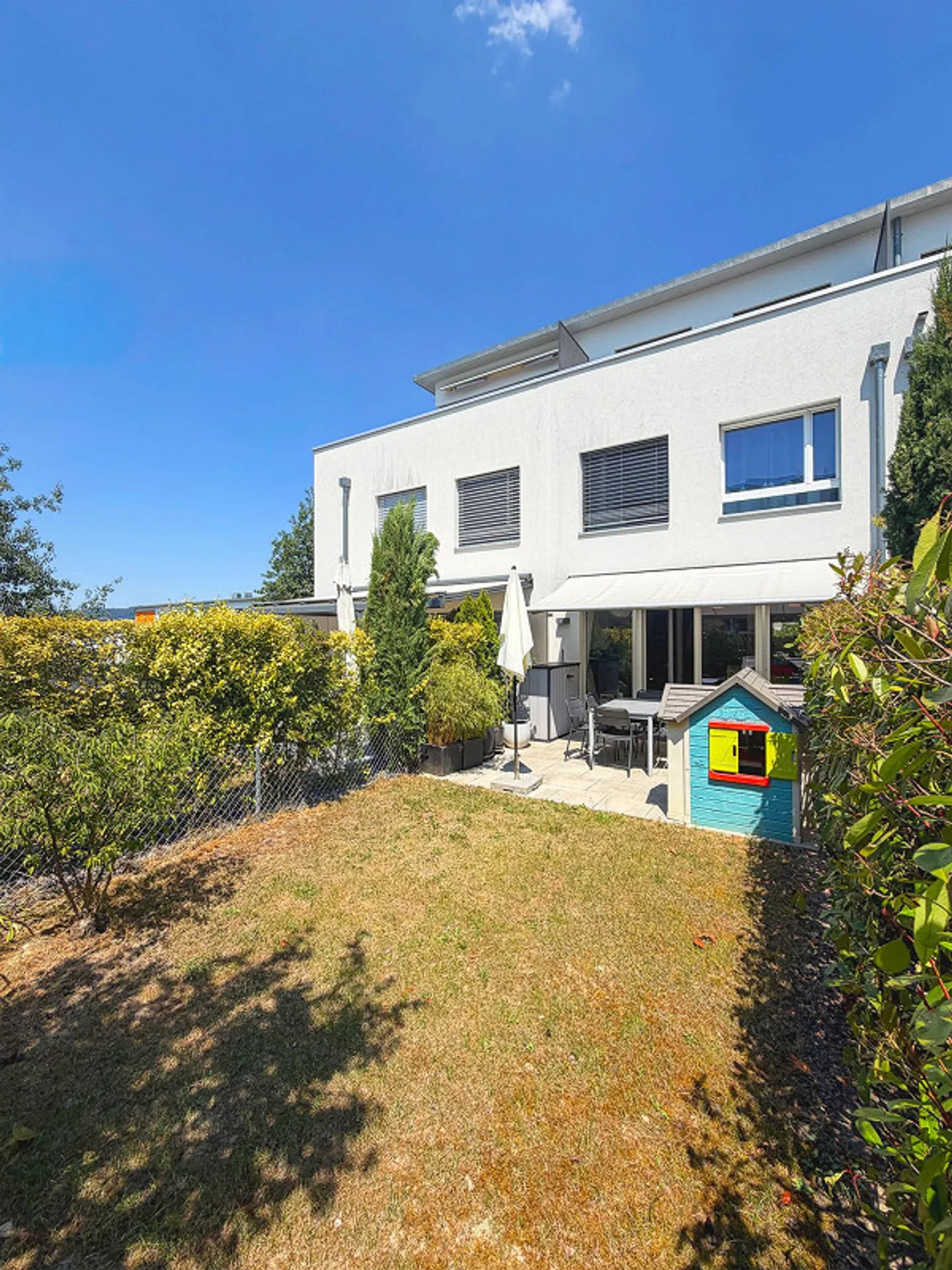 Modern Row House, Oberfeld Ostermundigen - Photo 1 of 28