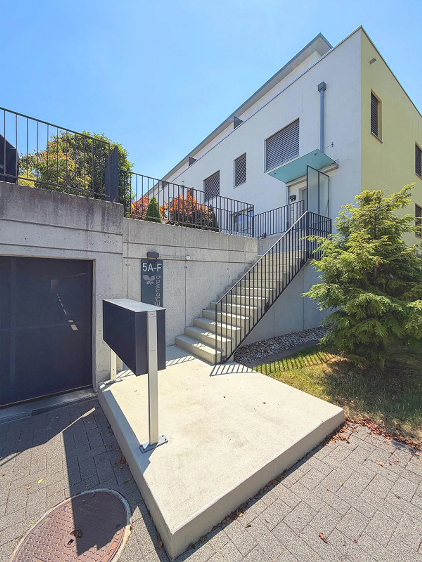 Modern Row House, Oberfeld Ostermundigen - Photo 22 of 28