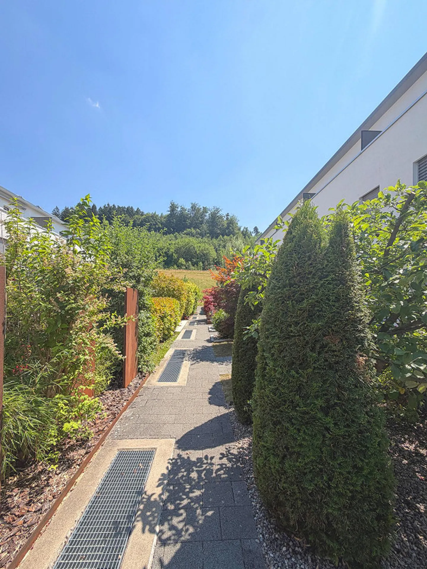Modern Row House, Oberfeld Ostermundigen - Photo 25 of 28