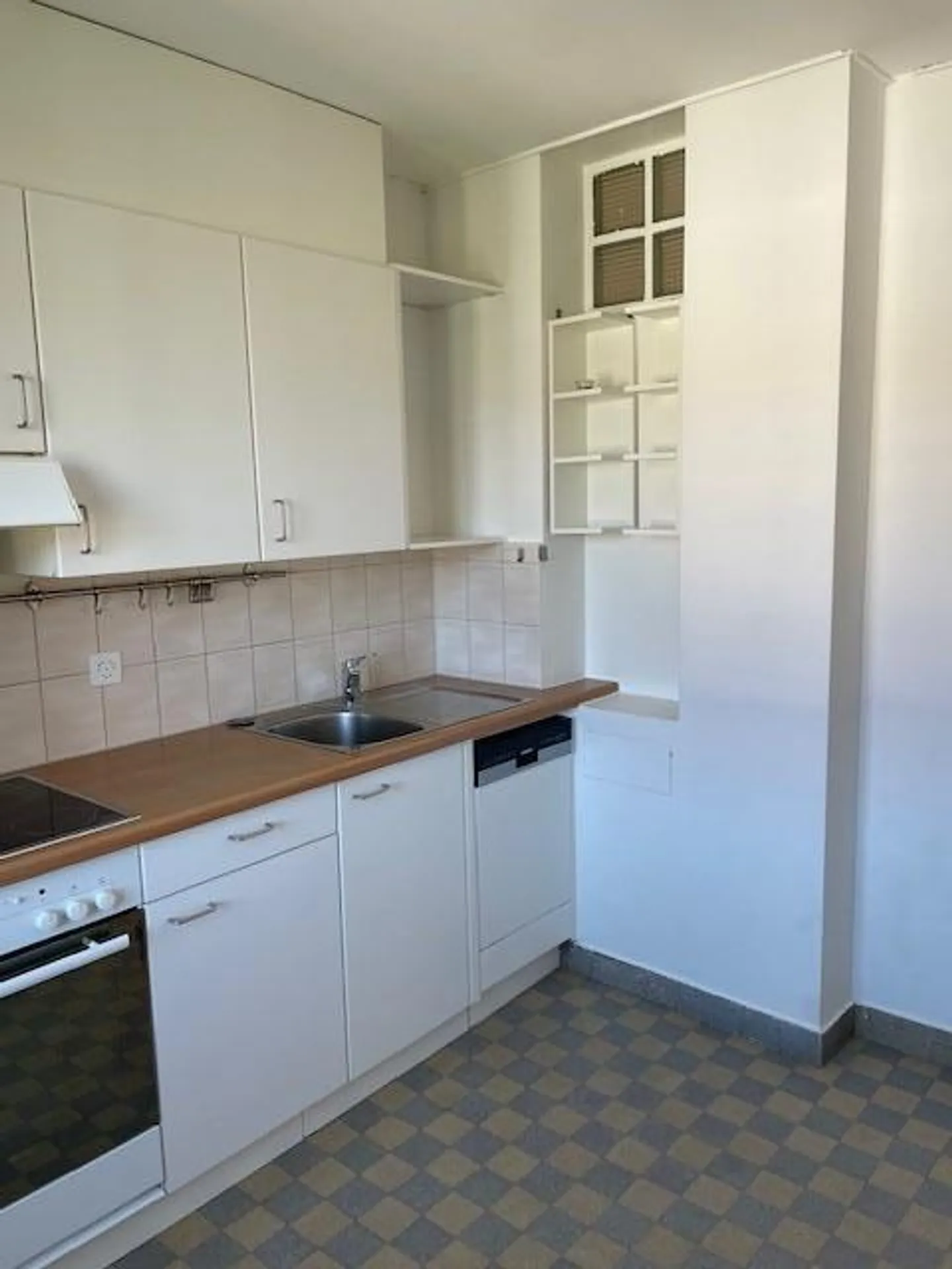 Dachwohnung an ruhiger Wohnlage - Foto 4 von 9