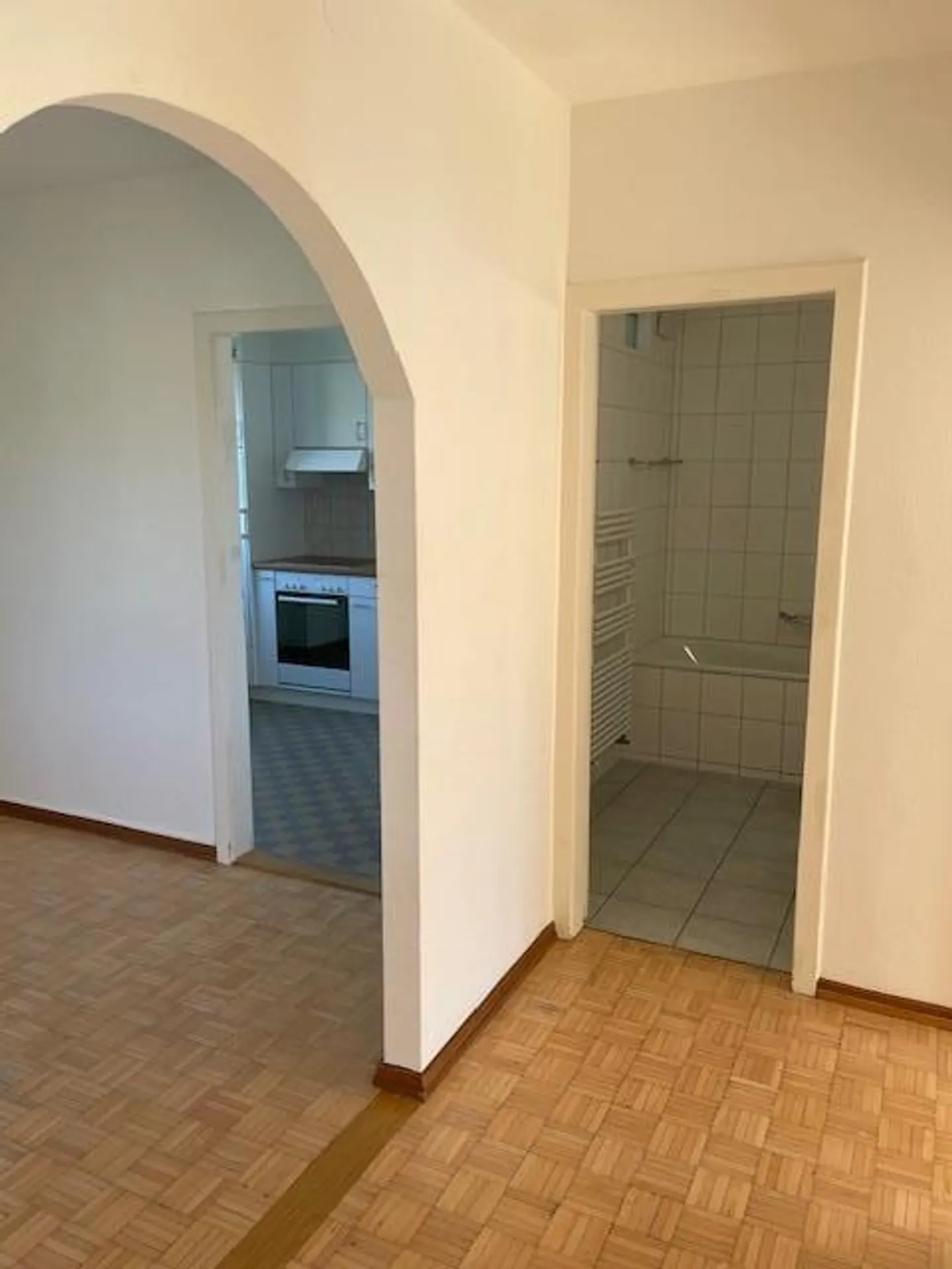 Dachwohnung an ruhiger Wohnlage - Foto 6 von 9