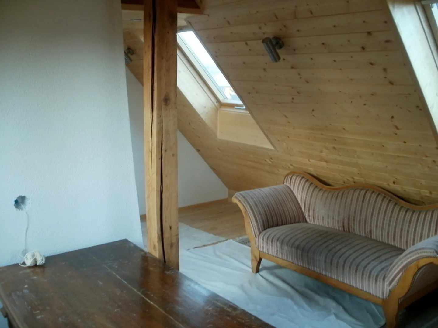 Maison 4.5 pièces près de l'aéroport - Photo 3 sur 9