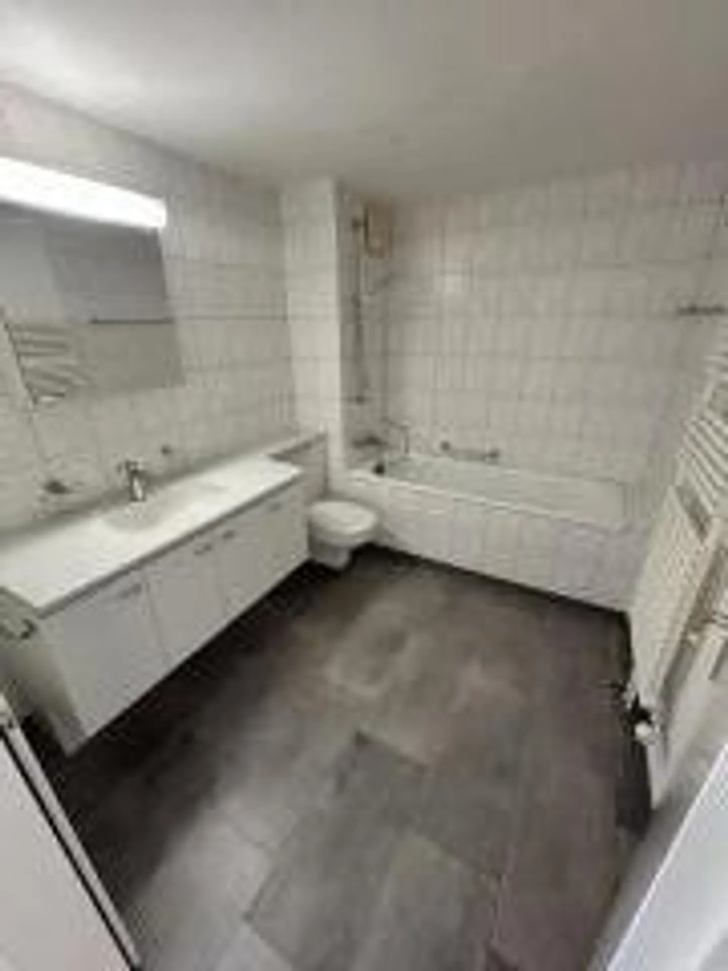 2.5 Room Apartment in Neuhausen - Photo 4 of 9