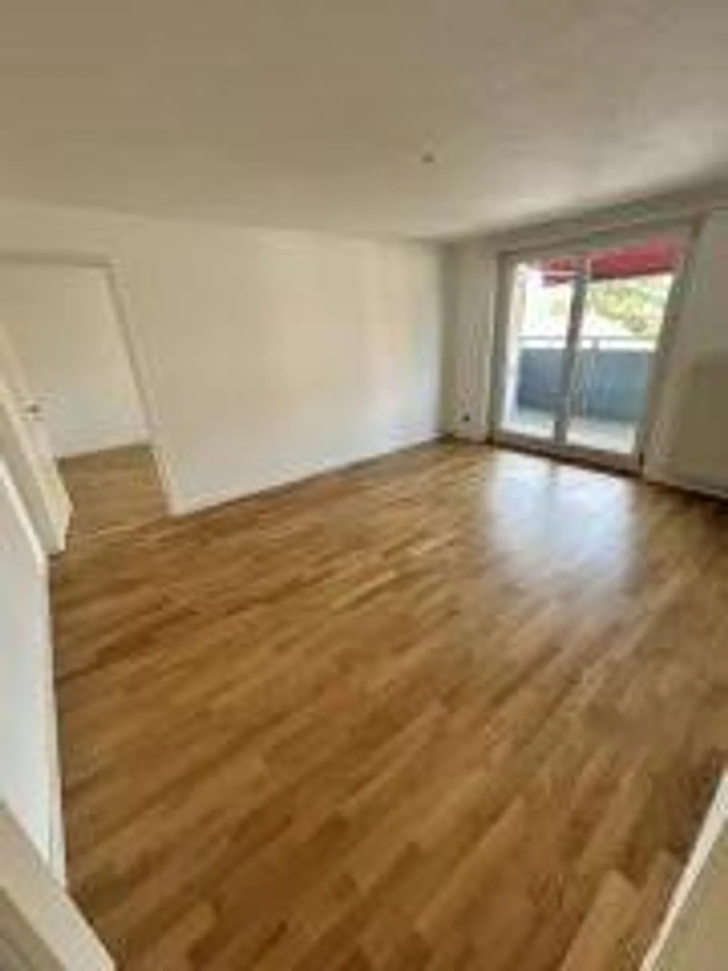 2.5 Room Apartment in Neuhausen - Photo 6 of 9