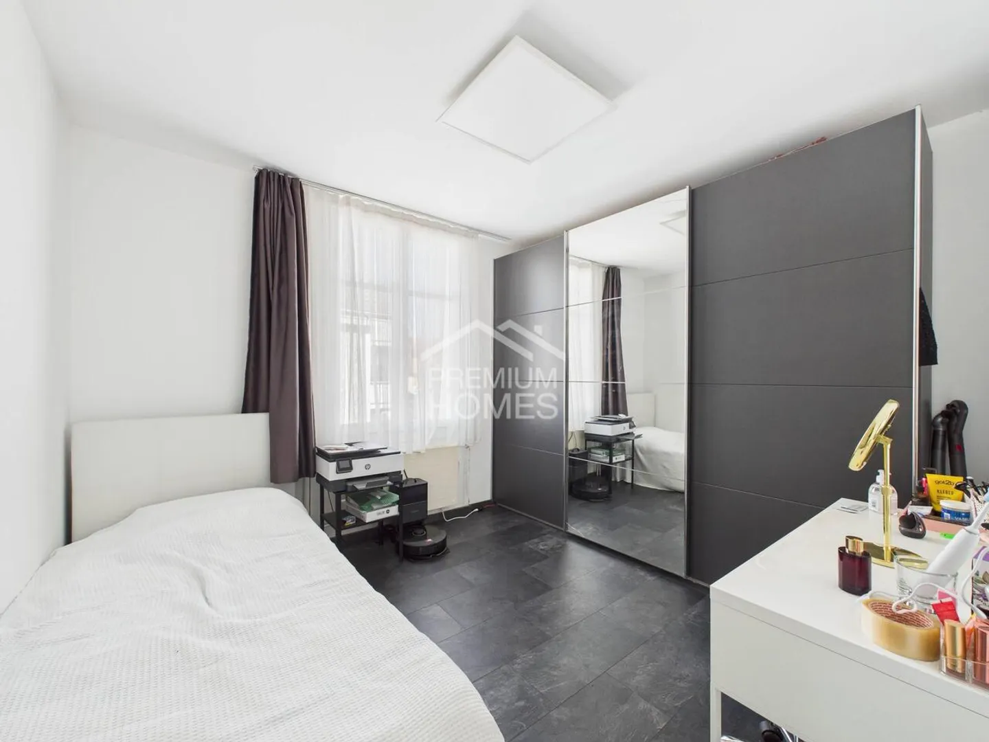 Cozy Living in a Central Location - Photo 6 of 13