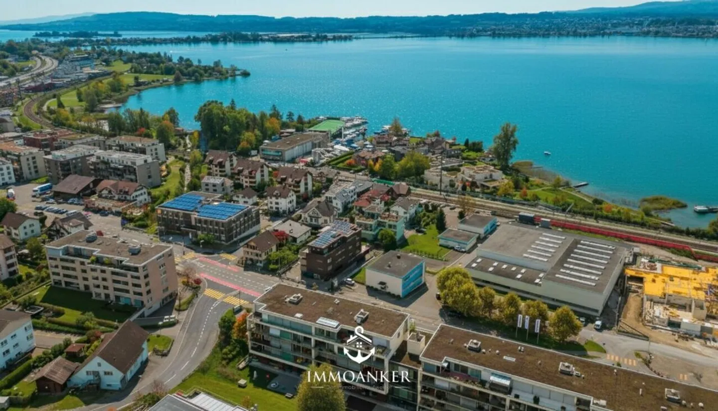 Licht. Raum. Weitblick - Exklusive 4.5 Zimmer Loftwohnung in Altendorf - Foto 12 von 13