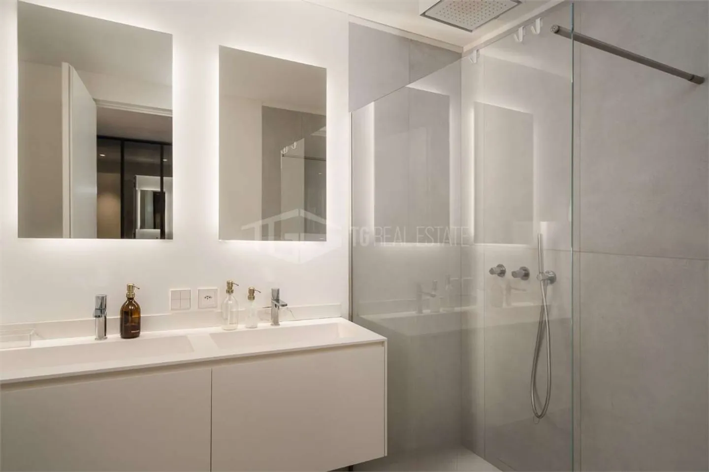 Appartement Duplex de Luxe à Canobbio - Photo 23 sur 34