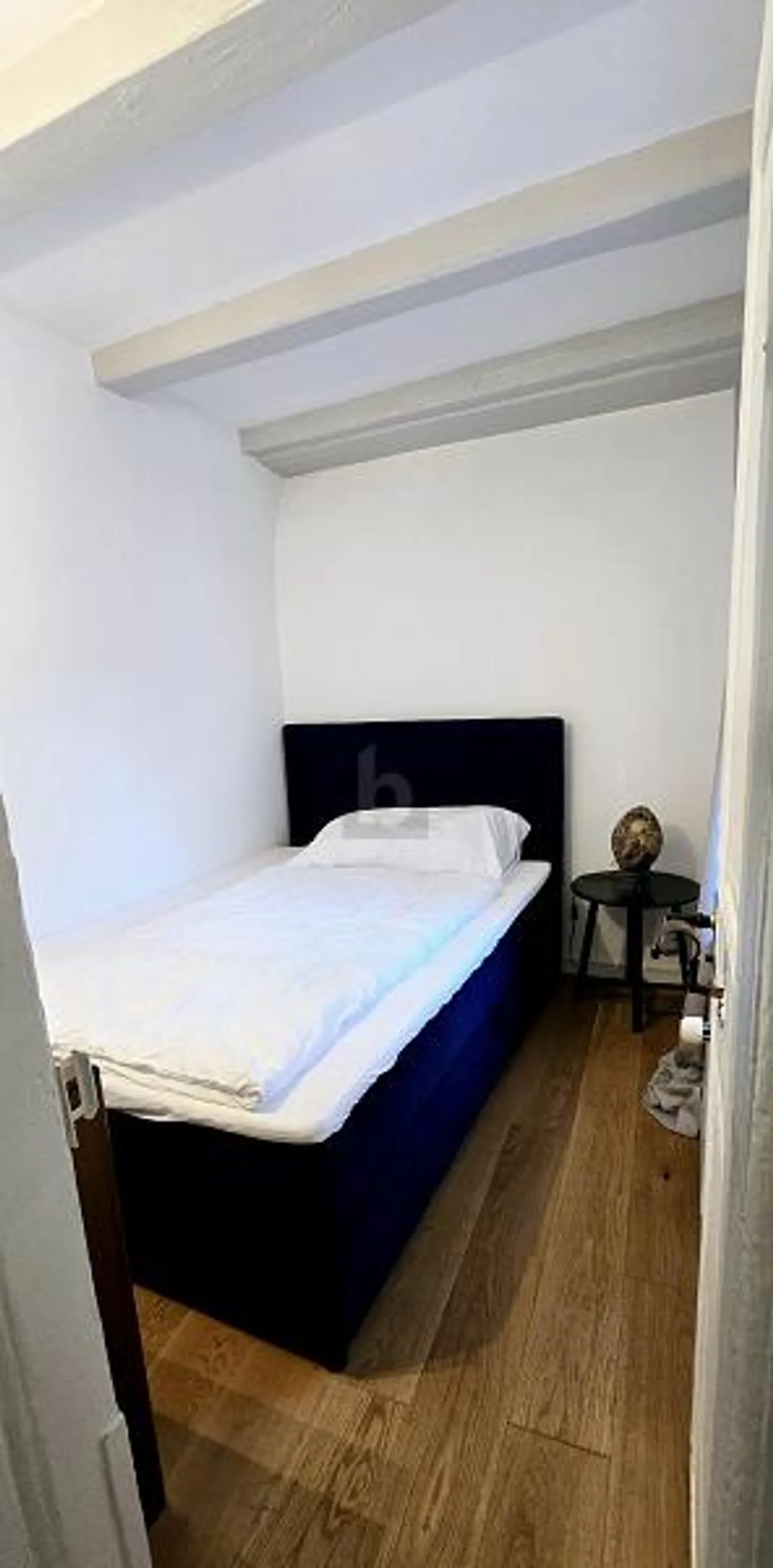 BÜRO IM HERZEN DER ALTSTADT VON MORAT - Foto 4 von 6