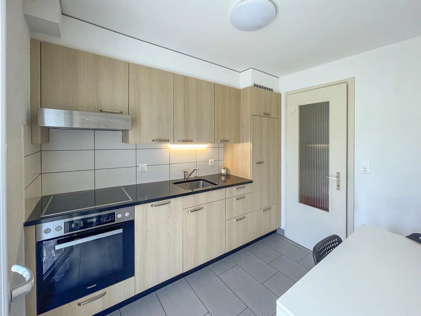 Renovated 3.5-room apartment in a quiet area - Photo 9 of 13