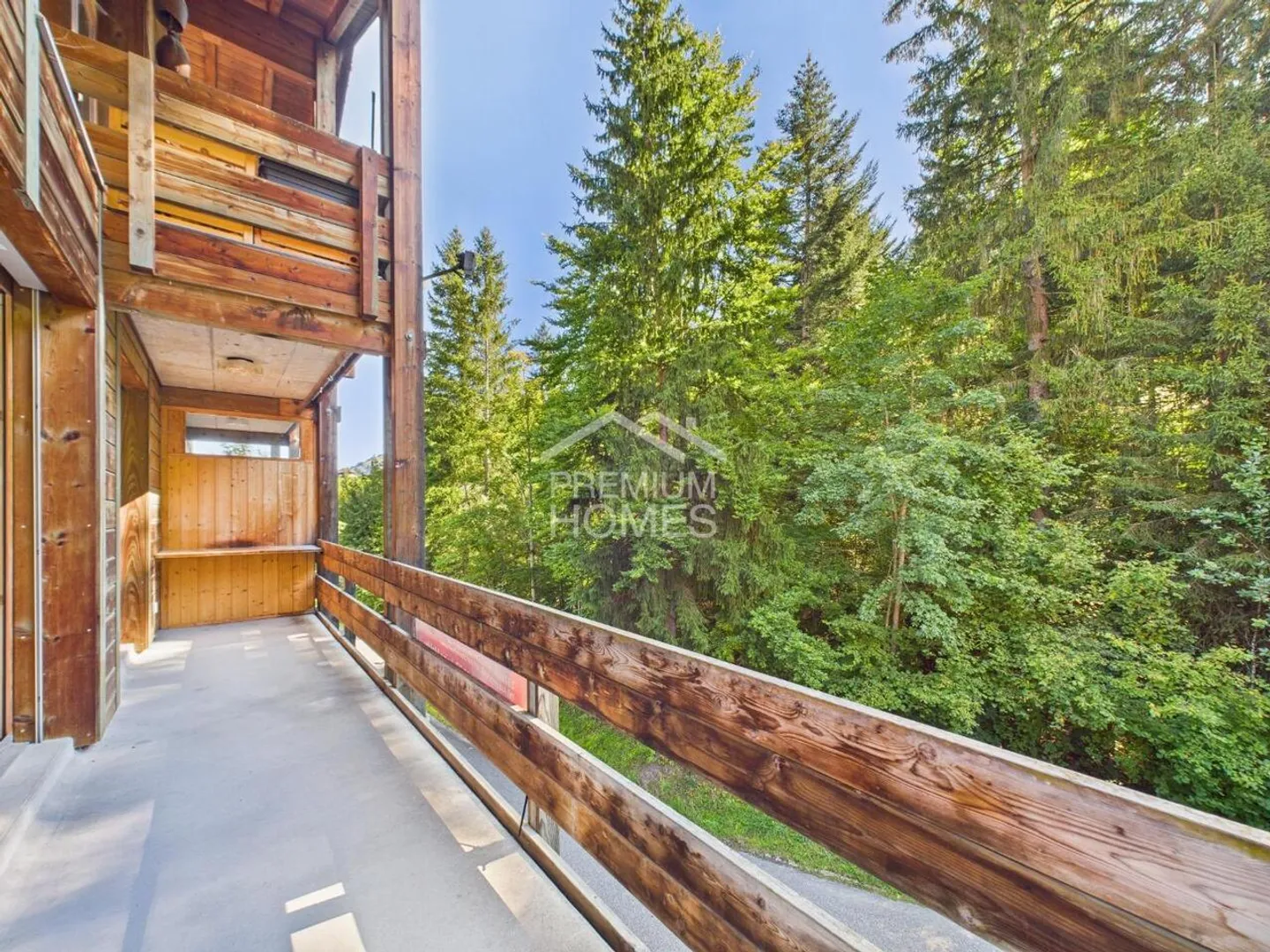 Charming Home at the Gateway to Nature - Photo 3 of 7