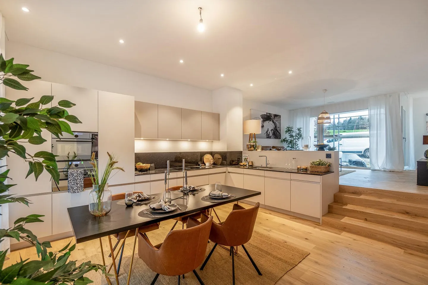 Familienfreundliches Reiheneinfamilienhaus mit exklusiver Gartenfläche - Foto 3 von 10