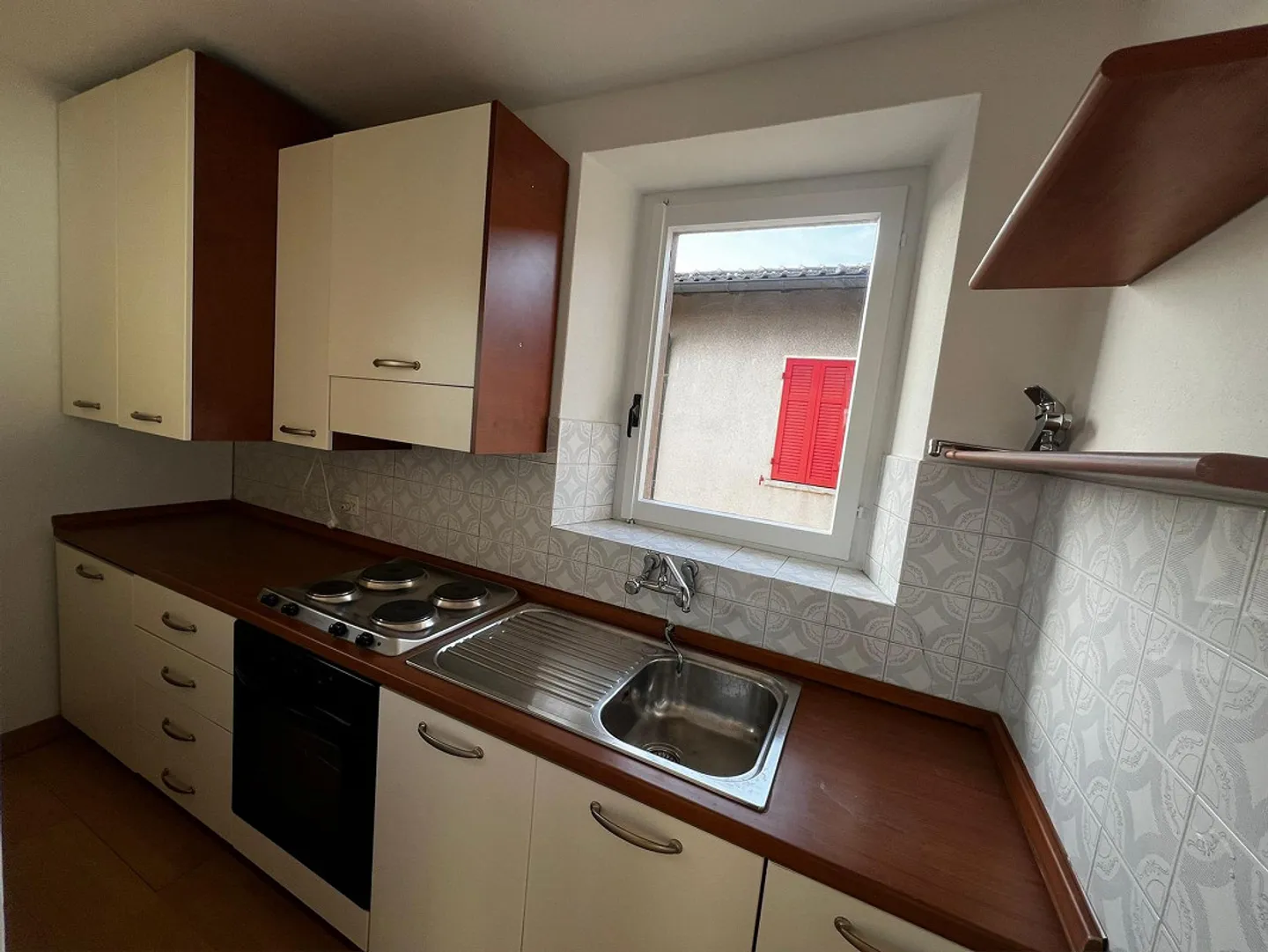 Coldrerio – Bureau dans un emplacement pratique aux services - Photo 14 sur 18