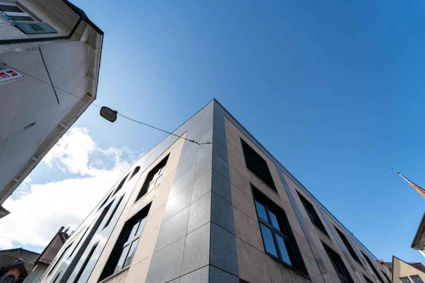 Bâtiment rentable avec un grand potentiel de développement au cœur de Payerne - Photo 4 sur 4
