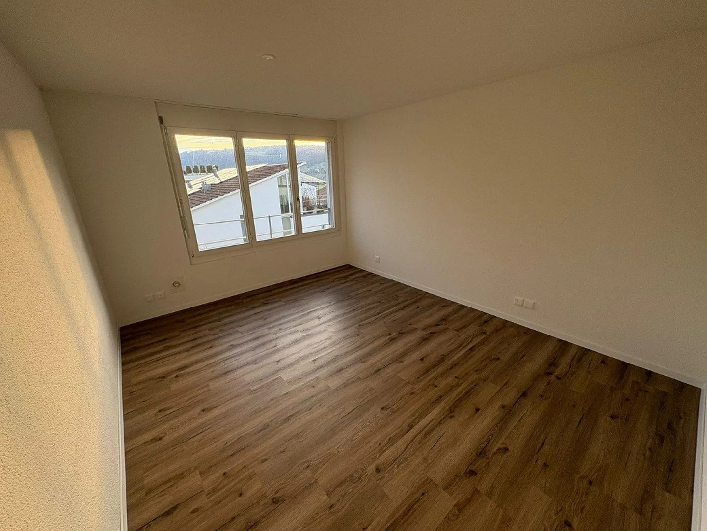 Bright 4.5-room apartment with balcony and beautiful view in Belp - Photo 8 of 8