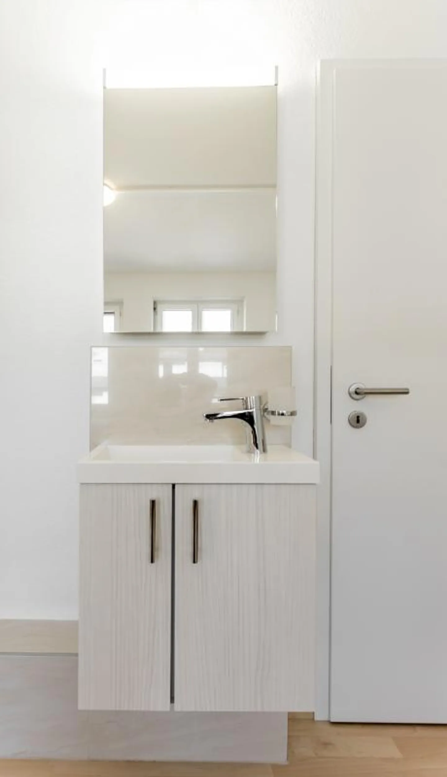 schöne, möblierte Zimmer - Foto 2 von 6