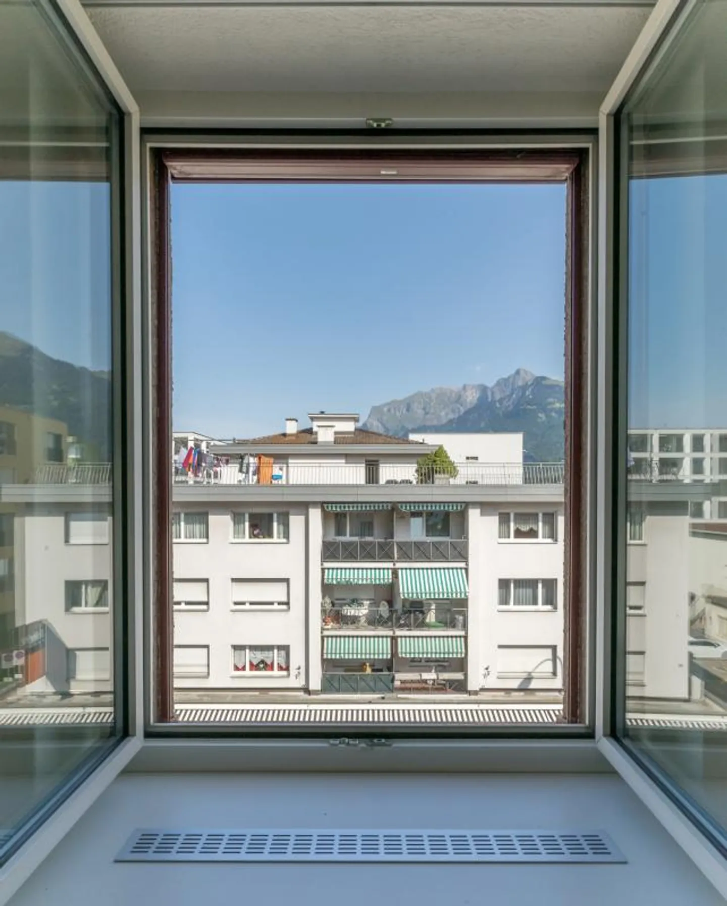 schöne, möblierte Zimmer - Foto 4 von 6