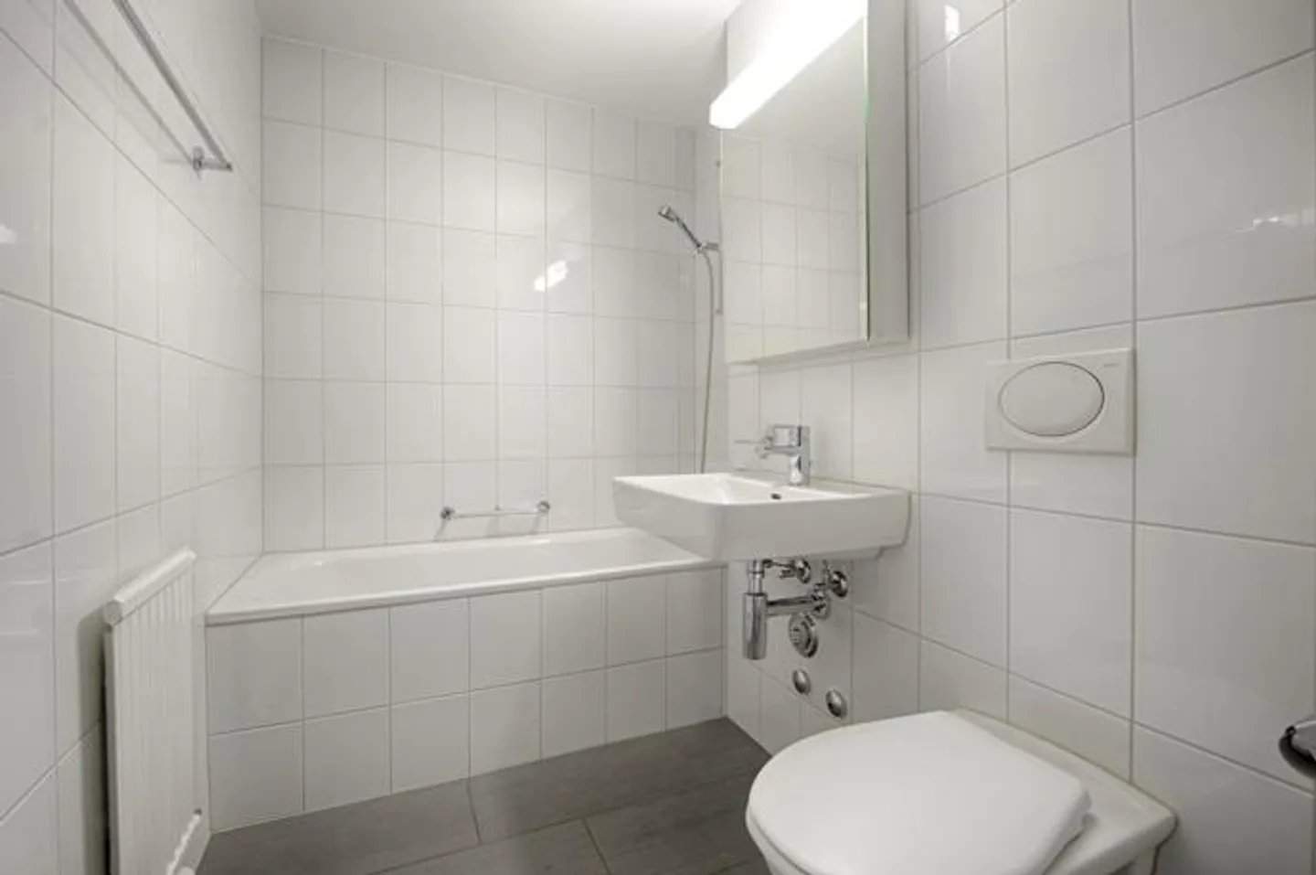 RENT WITHOUT DEPOSIT - Quiet residential area in the green - Photo 3 of 7