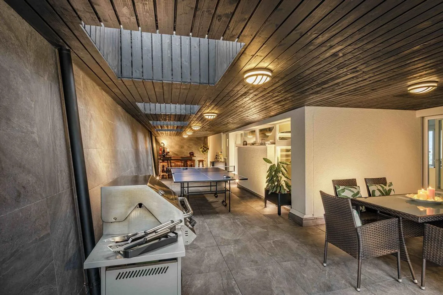 Exklusive Villa mit spektakulärer See- und Bergsicht - Photo 27 of 30