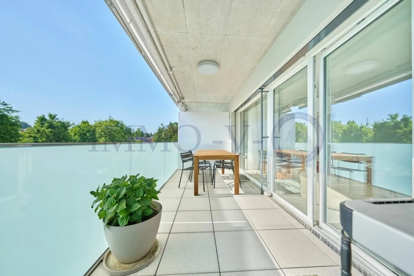 CONTEMPORANEO DI ALTO LIVELLO CON GRANDE BALCONE - Foto 1 di 7