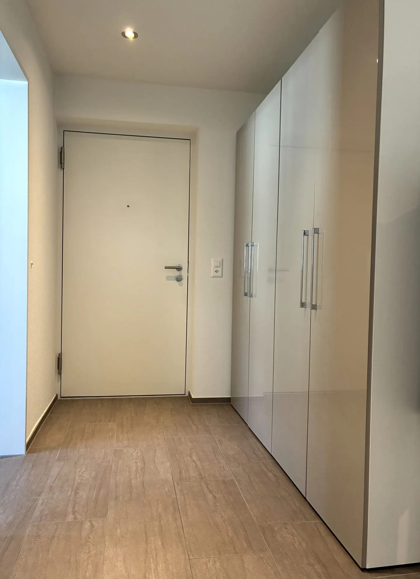 For sale: modern 4.5 room apartment in a central and very quiet location - Photo 3 of 16