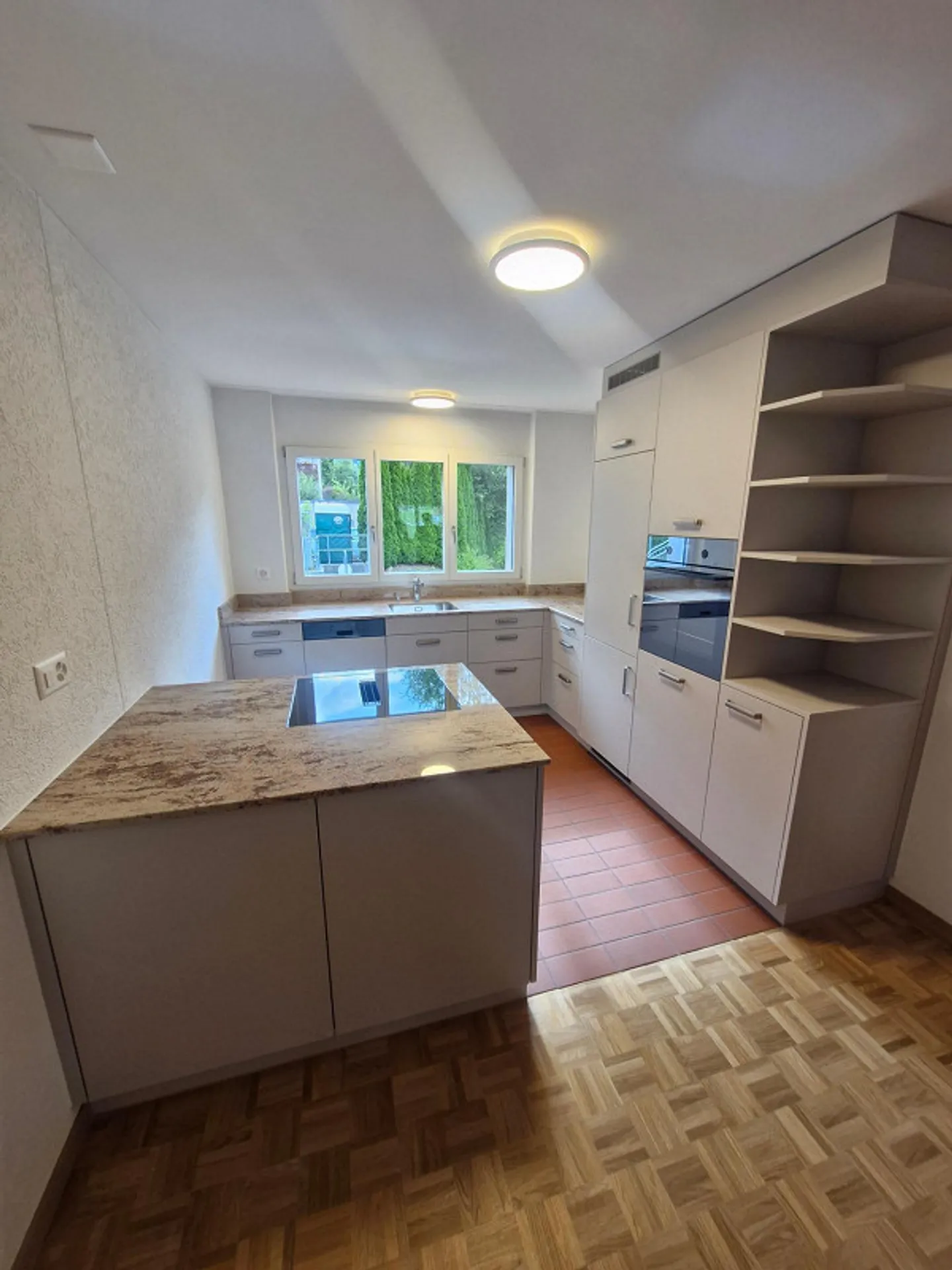Renovierte 5.5 Zimmer-Wohnung - Foto 1 von 6