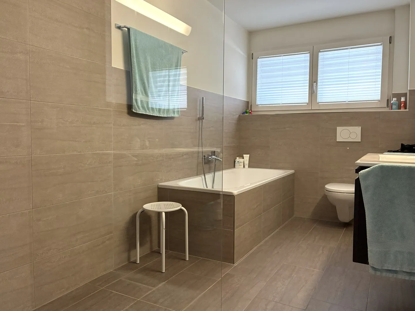 For sale: modern 4.5 room apartment in a central and very quiet location - Photo 13 of 16