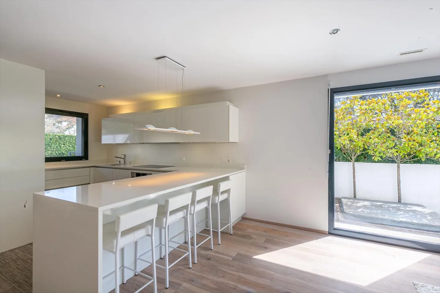 Villa 6 Zimmer - Foto 4 von 7
