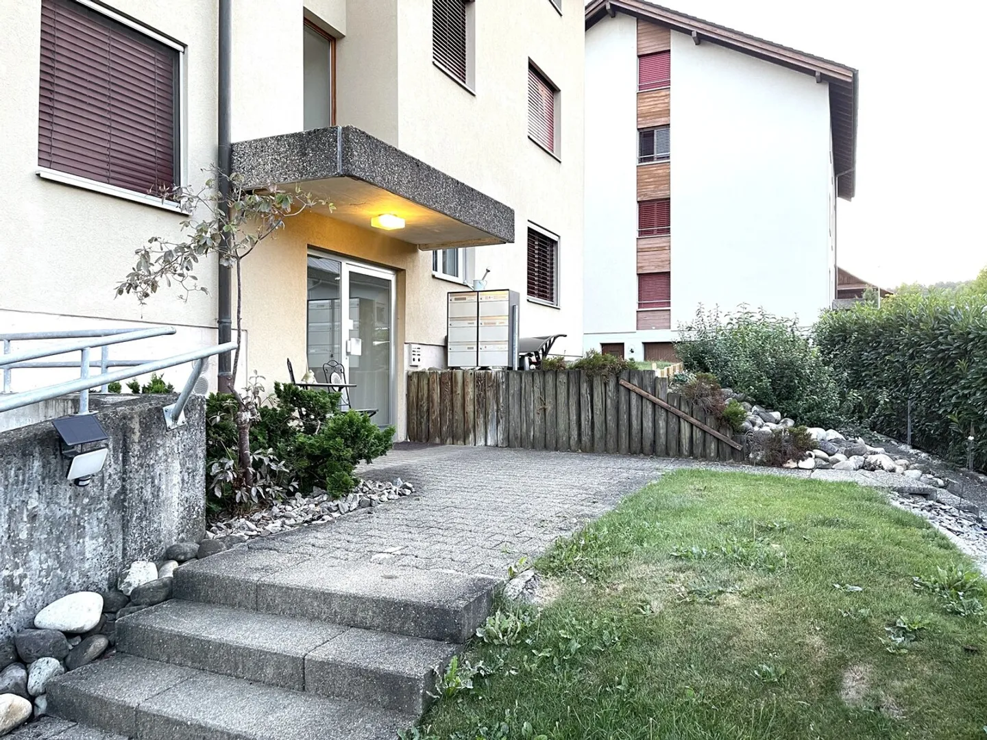 Appartement à louer - Photo 2 sur 16