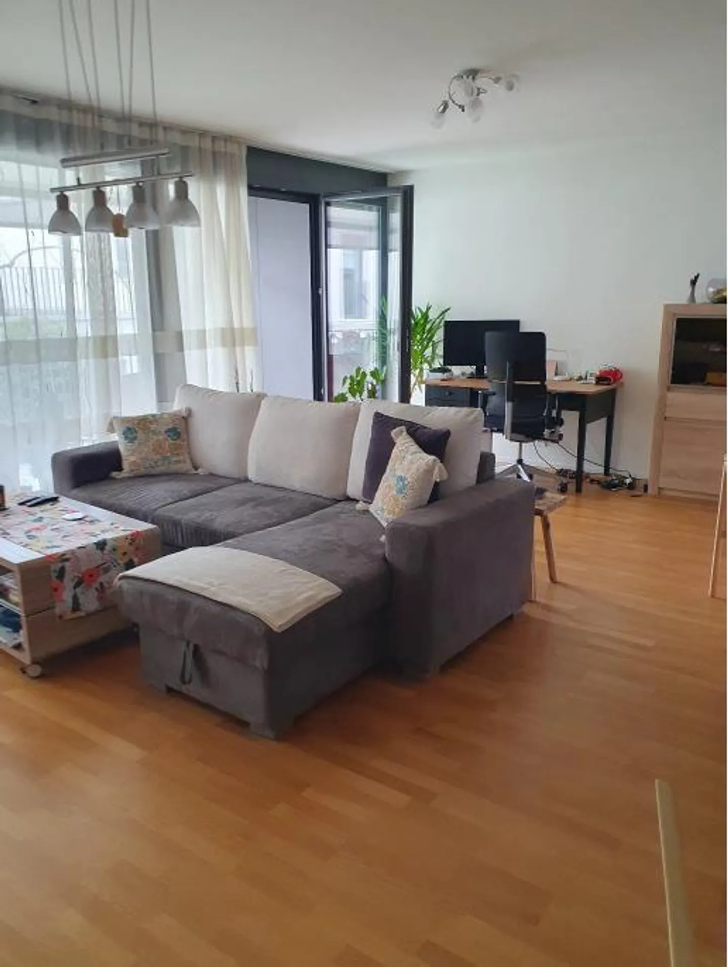Modernes 3.5-Zimmer-Apartment - Foto 3 von 9