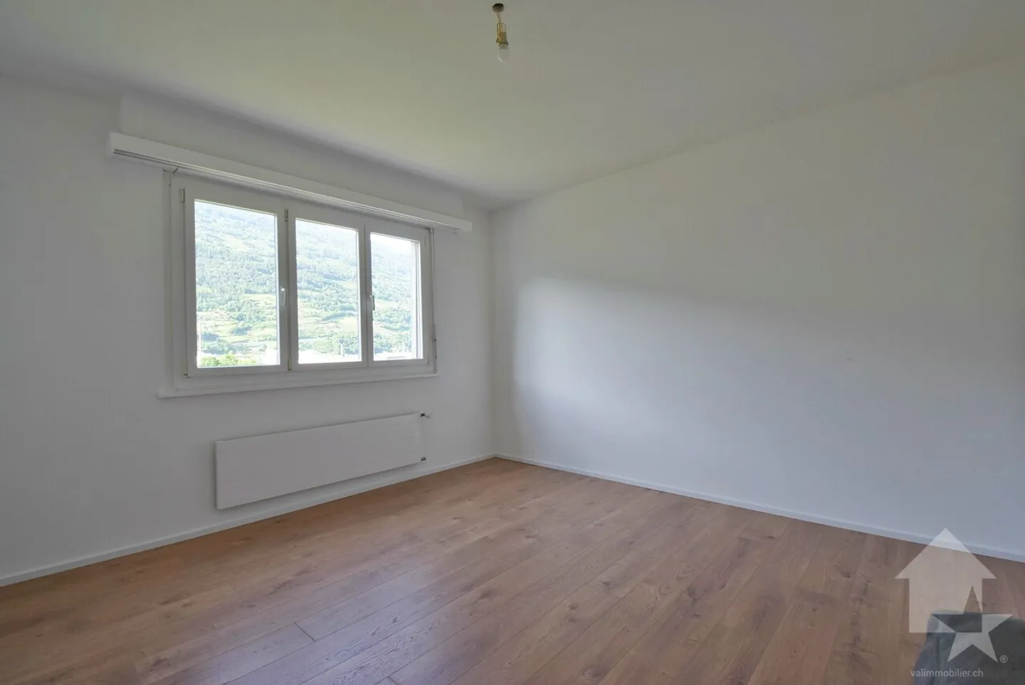 Renovated Apartment with Garden - Photo 11 of 14