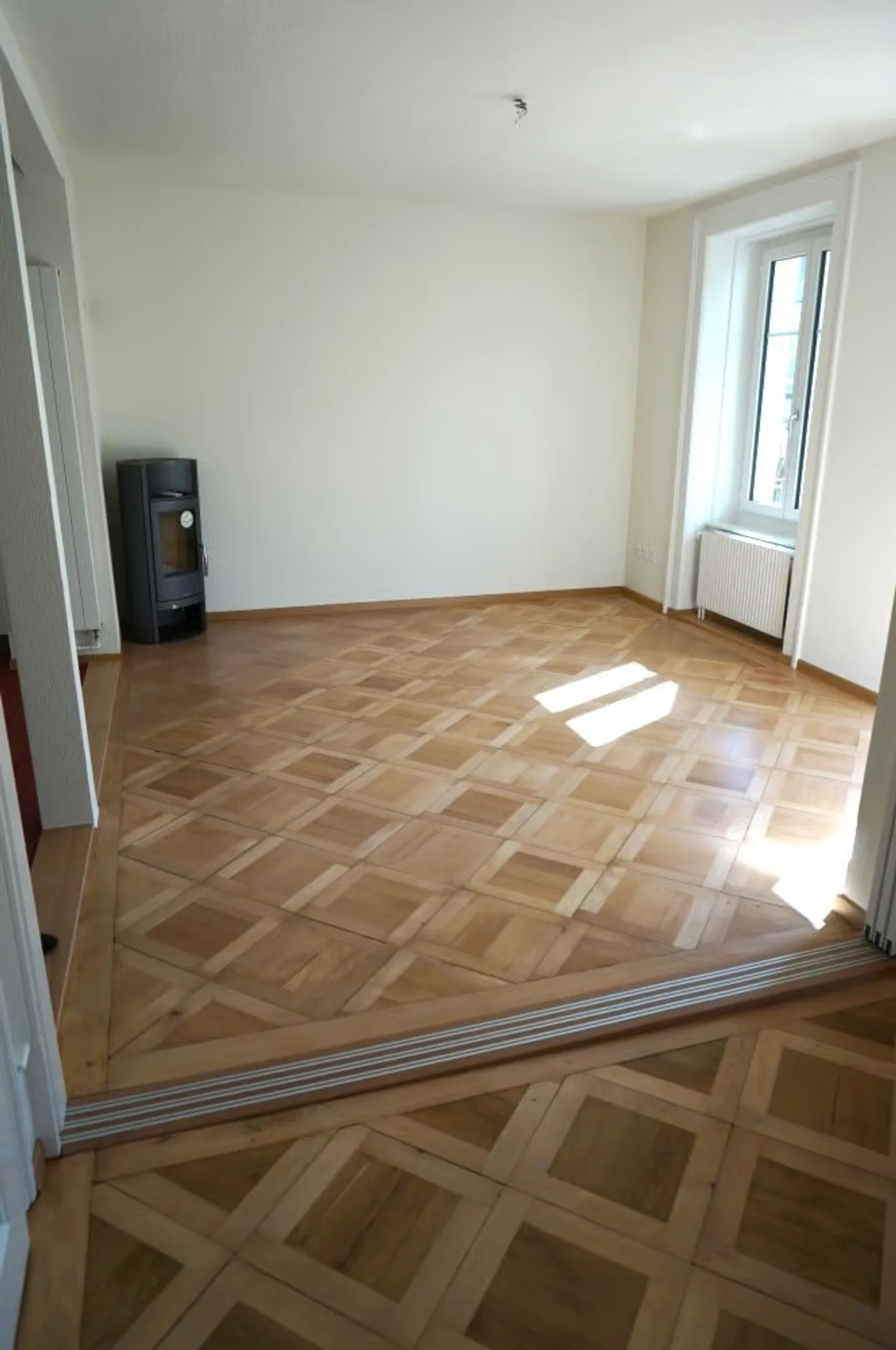 Renovated 3-room old building apartment with balcony - Photo 20 of 25