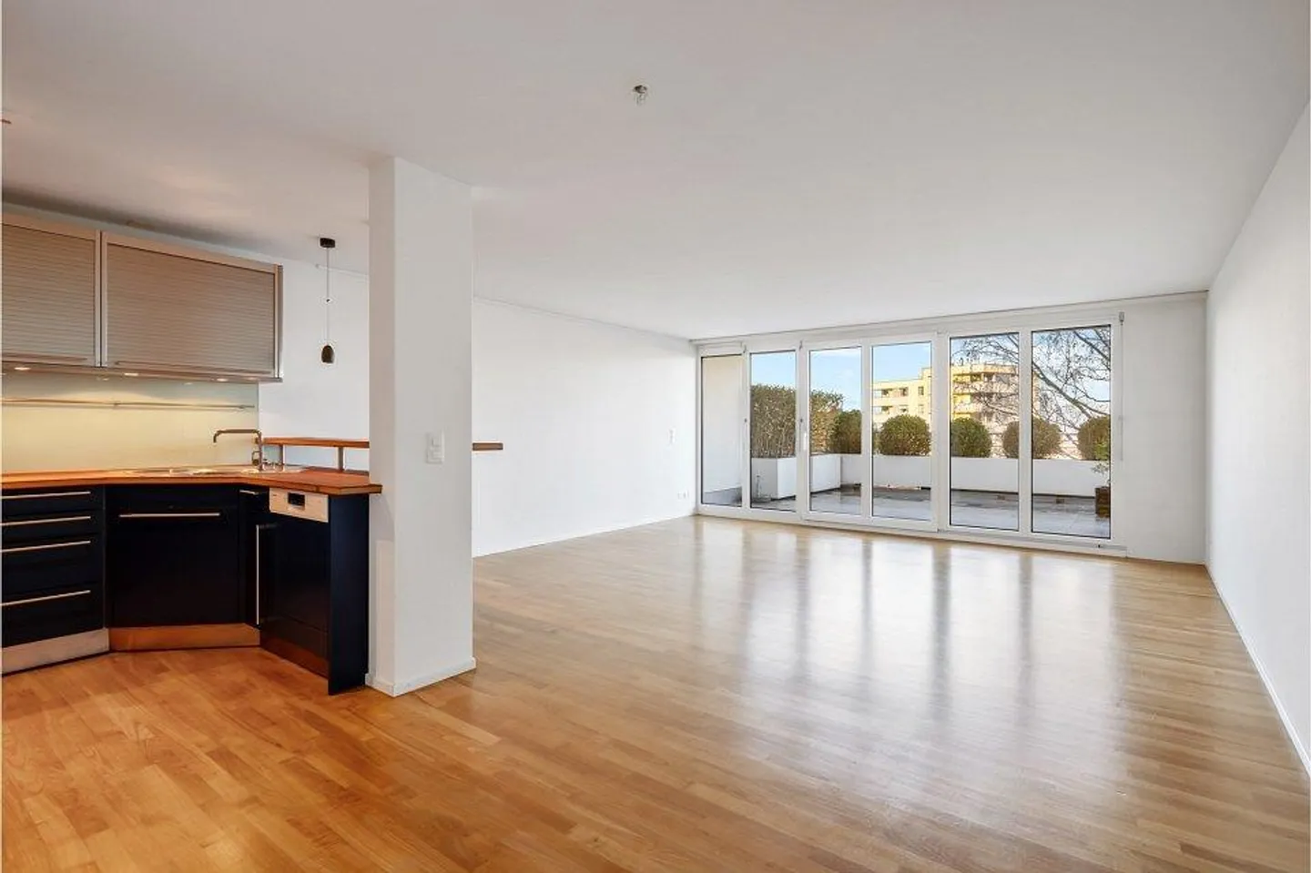 Appartement moderne de 3,5 pièces à louer à Zug - Photo 2 sur 6